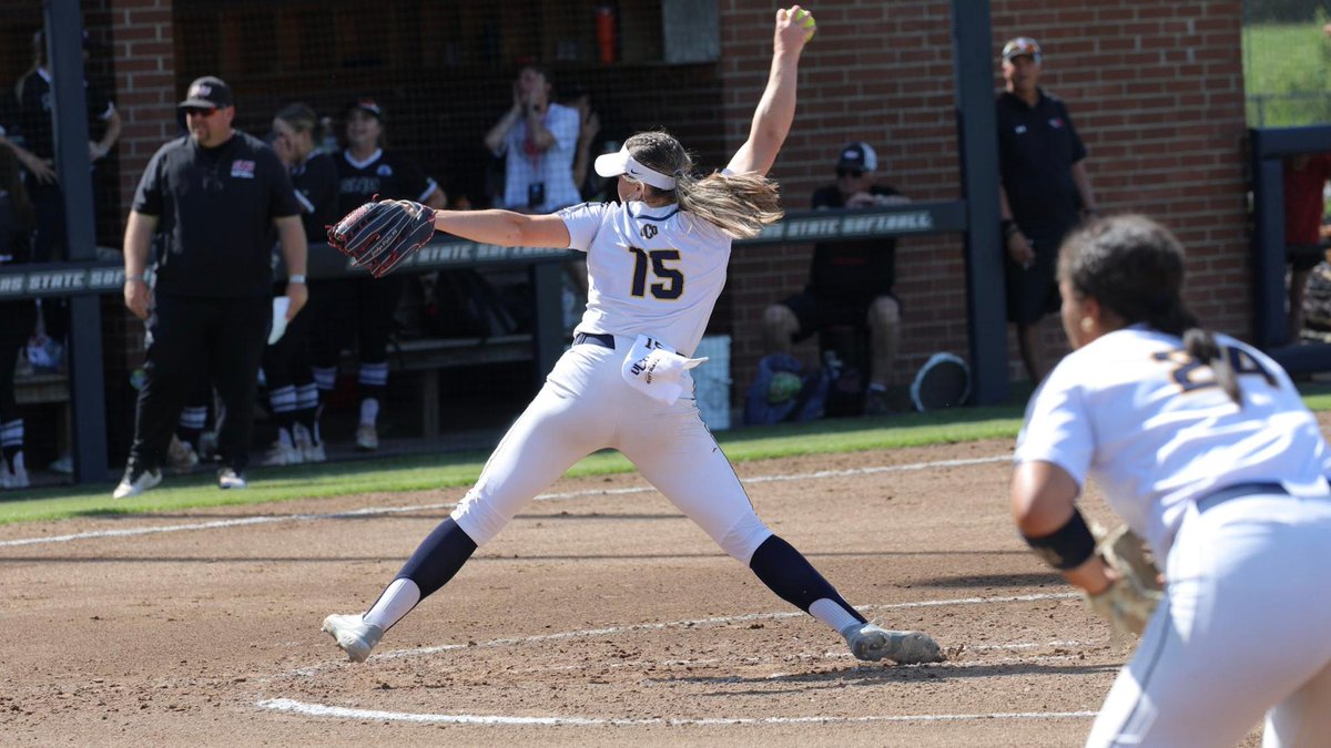 Tough loss in Central Regional II Tournament ended another great @UCOSoftball season today. Bronchos finished 43-14 while making their fifth straight national tournament appearance. bronchosports.com/news/2024/5/10…