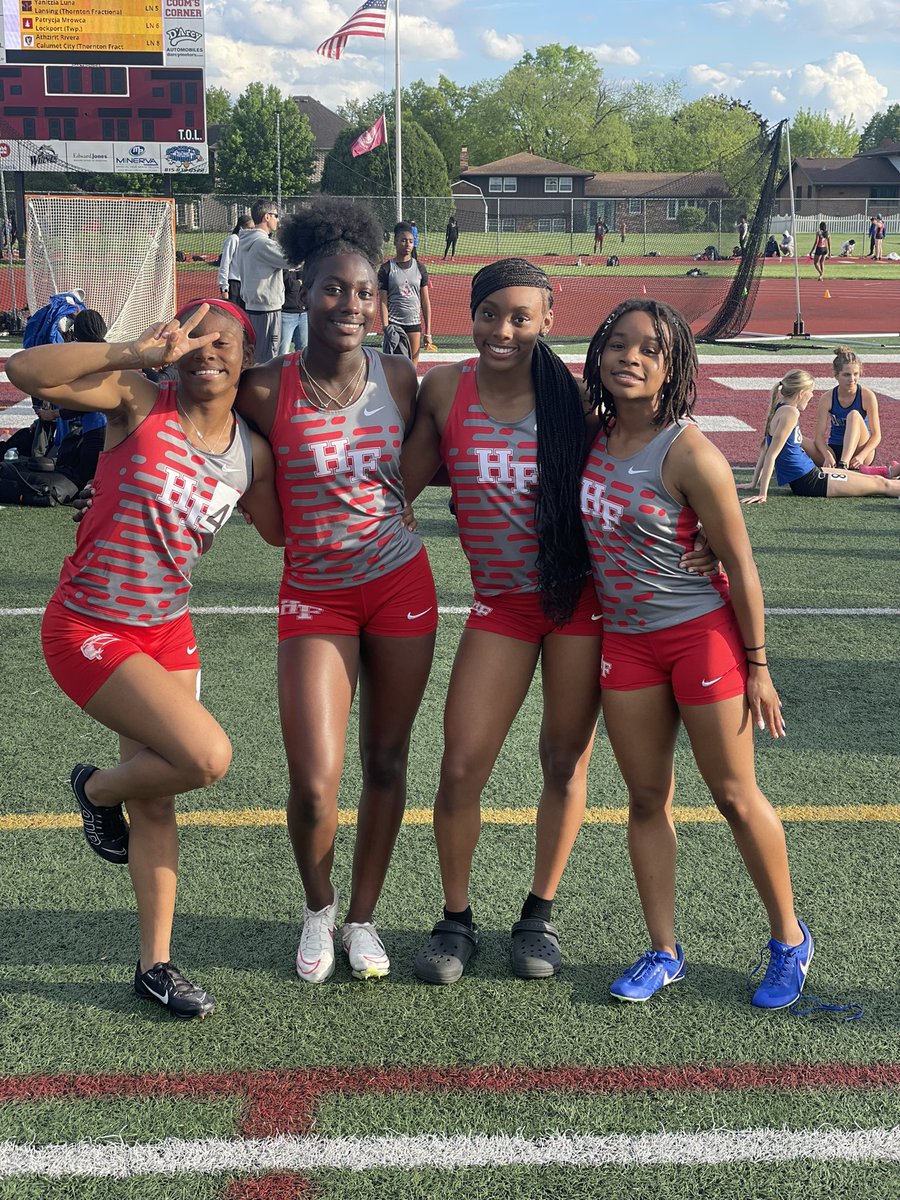 4x200m relay is state bound!!! Season PR! Freshmen London Jarrett Aniya Mullins and London Willingham and senior Navi McDowell💯💯🔥🔥🚨🚨🚨🚨