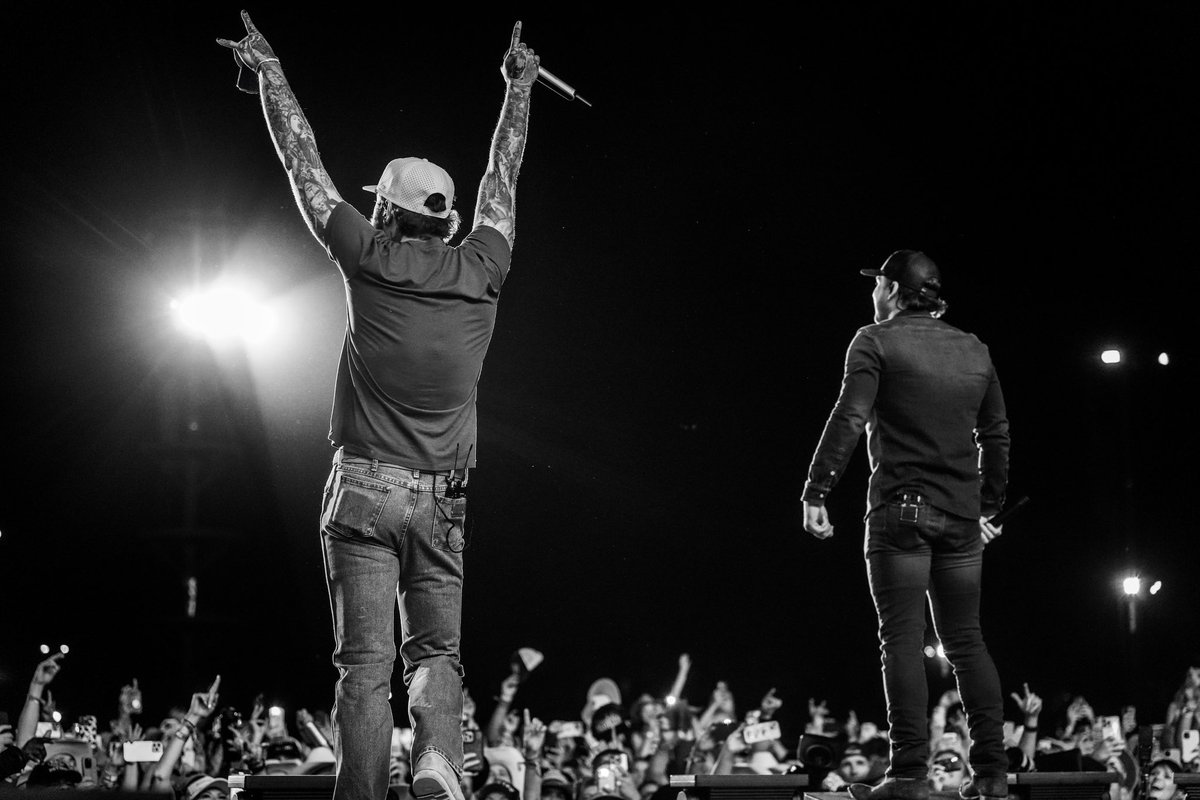 ExtraPosty's tweet image. What do ya’ll think about #IHadSomeHelp 🍻 Song of the summer? posty.lnk.to/ihadsomehelp