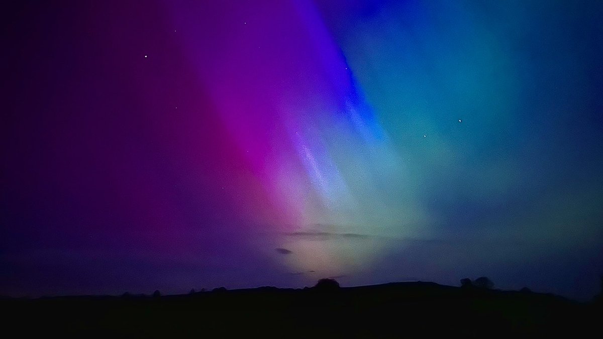 aurora borealis in the Brecon Beacons National Park tonight. #visitwales #breconbeacons