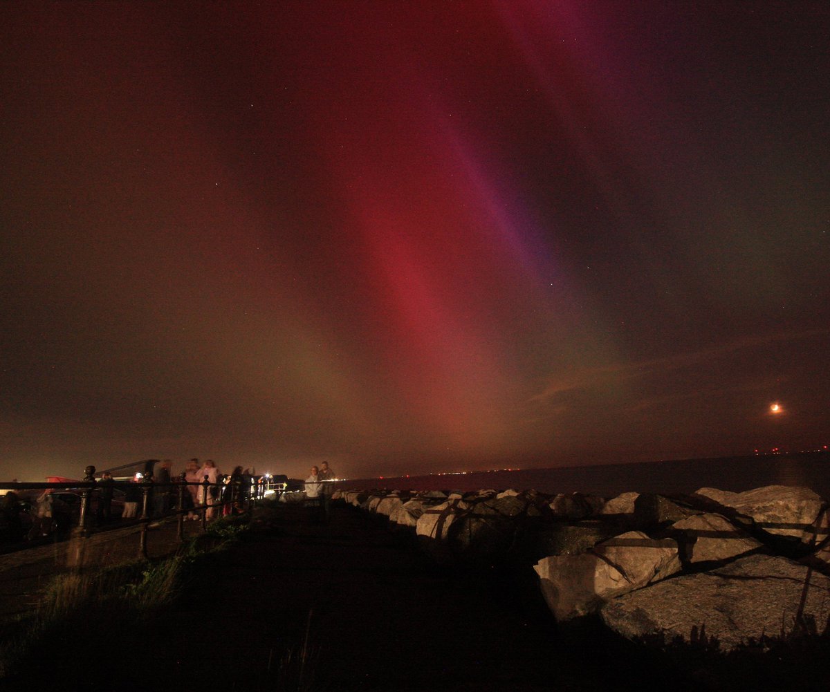 #NorthernLights at #reculver What an amazing sight ! .