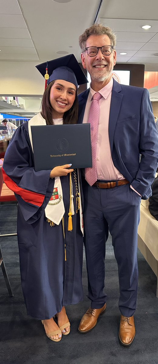 There’s no dad prouder of his daughter graduating than this guy! ❤️