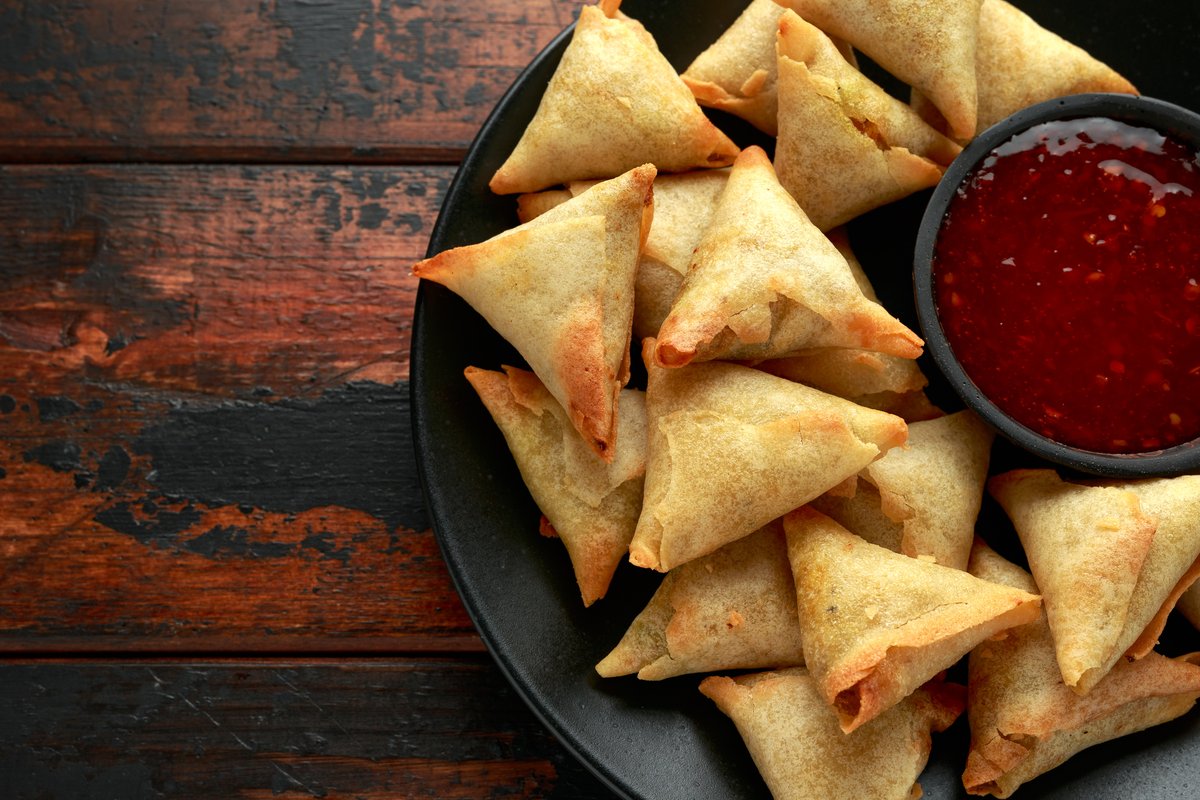 Join Chef Surbhi at the #KitchenerMarket on Wednesday, July 17 from 6 - 8 p.m. for an interactive cooking class where you'll create your own samosas with a variety of filling options. Register: bit.ly/498Xb6j