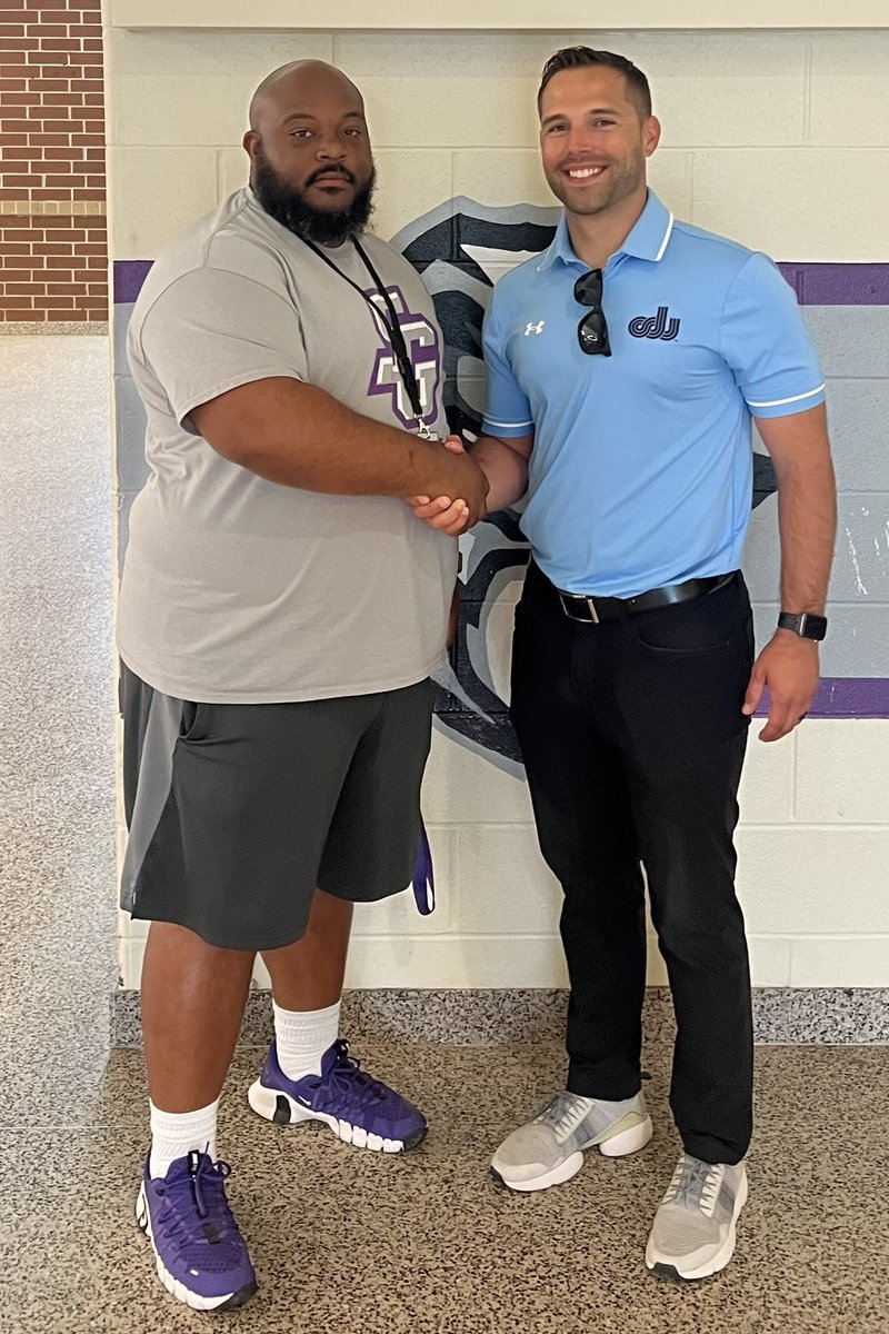 Thank you to @CoachLukeHuard from @uscfb and @RemingtonReb from @ODUFootball for coming by @SouthGarnerHS today. It was a please having you with and recruiting our student athletes. @SouthGarnerAD @SouthGarnerFB @RecruitsSg @ThePrincipalFai