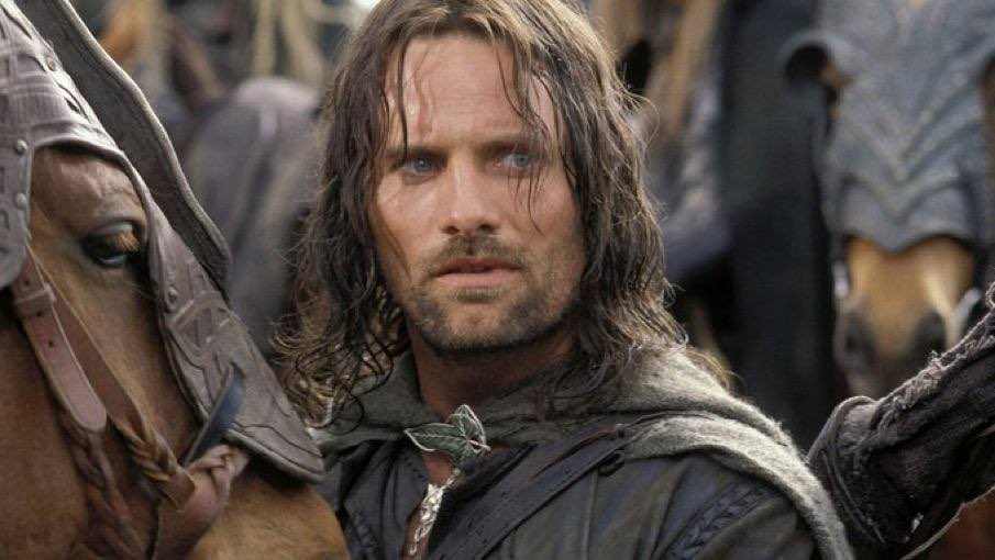 Al final, no era un León era Saurón y los orcos sus copitos Lo dijo Aragorn. Viggo sabe.