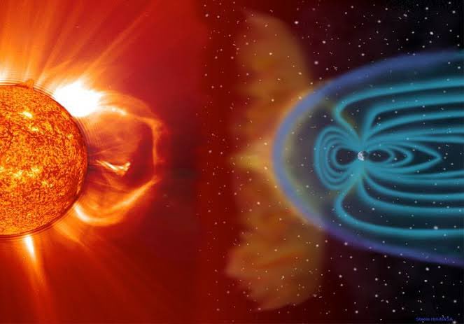 🚨La NOAA ha emitido una alerta sobre tormenta geomagnética nivel G5 (extremo).

La última de este tipo fue en octubre del 2003 y provocó cortes de energía en Suecia.

Toda la información: somoscosmos.com/?p=6357