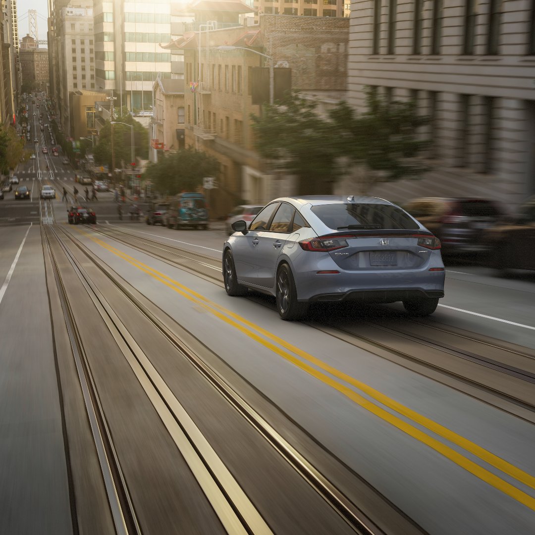 Get ready to turn heads with the sleek and stylish Honda Civic Hatchback! With cutting-edge technology, impressive fuel efficiency, and ample cargo space, the Civic Hatchback is ready for any adventure. 

#HondaCivic #Hatchback #GallatinHonda