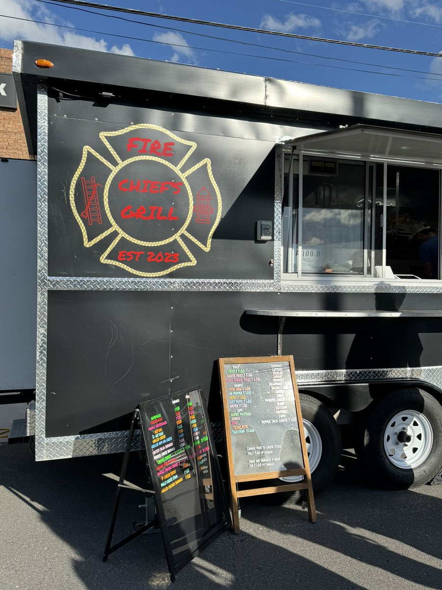 AmazingAAG tweet media