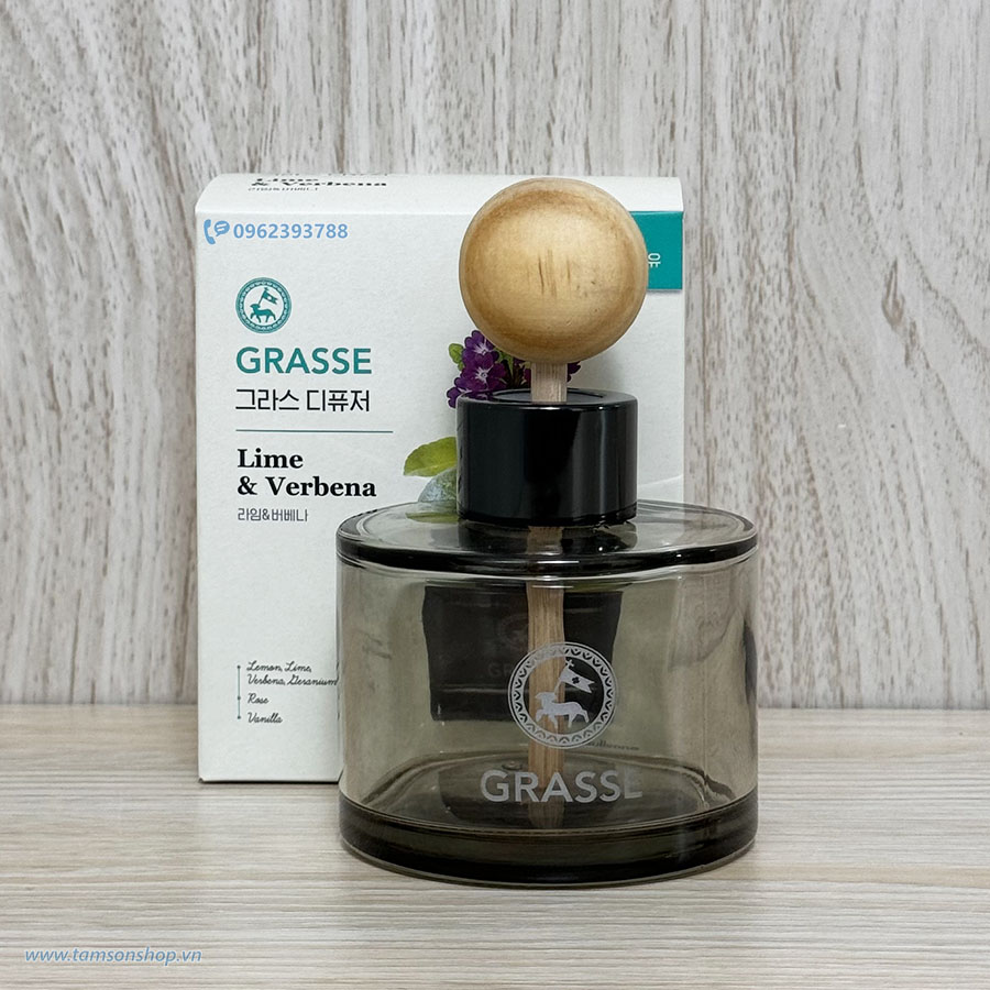 TamSonShop's tweet photo. NƯỚC HOA GRASSE MÙI THƠM QUẢ CHANH HOA CỎ ROI NGỰA

Mùi hương thơm của quả chanh xanh và hoa cỏ roi ngựa đầy mê hoặc. Dịu nhẹ dễ chịu. Sử dụng cho xe ô tô, nhà ở, trong phòng và văn phòng.

https://t.co/yteL8STdfQ https://t.co/0ilKuHGYUY