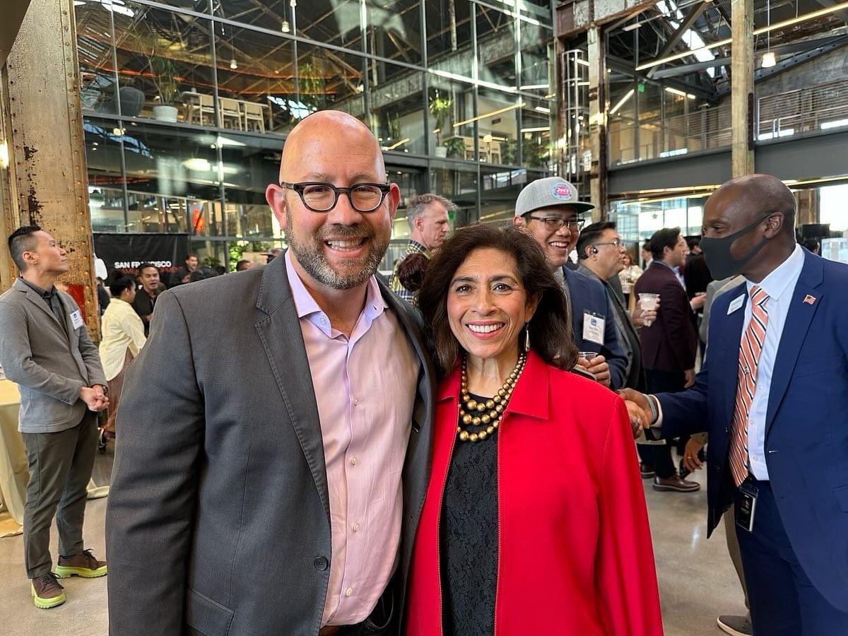 As this year’s SF Small Business Week comes to a close, remember to shop and dine local! Small businesses account for 95% of total businesses in the City and employ hundreds of thousands of San Franciscans. Thank you @SF_Chamber and @SFOSB for hosting the 20th annual celebration!