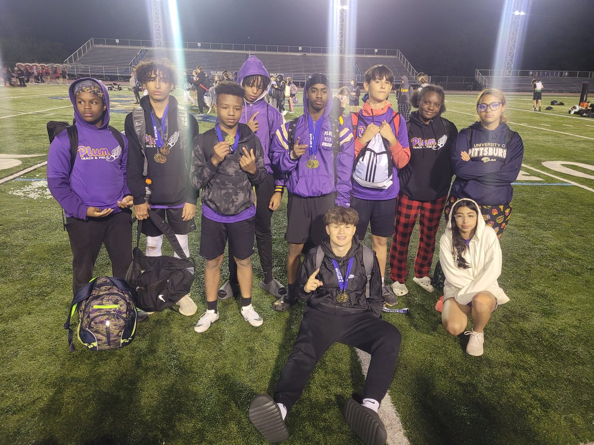 MsMendenhall1's tweet photo. Congratulations to all of the Plum Middle School athletes that competed at the Butler Jr High Invitational! Great job! https://t.co/tRTyBjaerX