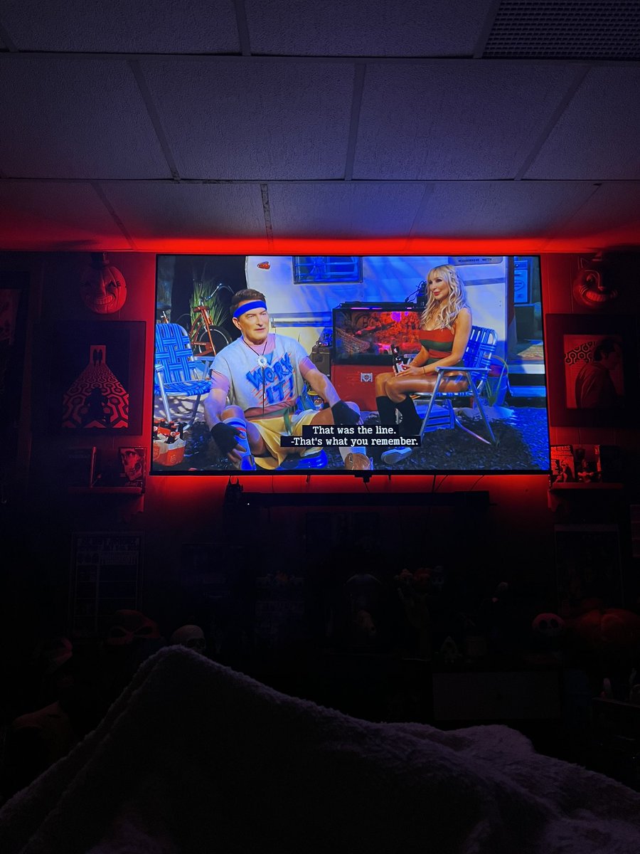 This may have been the funniest segment in the history of #TheLastDriveIn and I’m not entirely sure it was supposed to be THIS funny! <a href="/kinky_horror/">Diana “Darcy the Mail Ghoul” Prince 🎃💌</a> <a href="/therealjoebob/">Joe Bob Briggs</a>