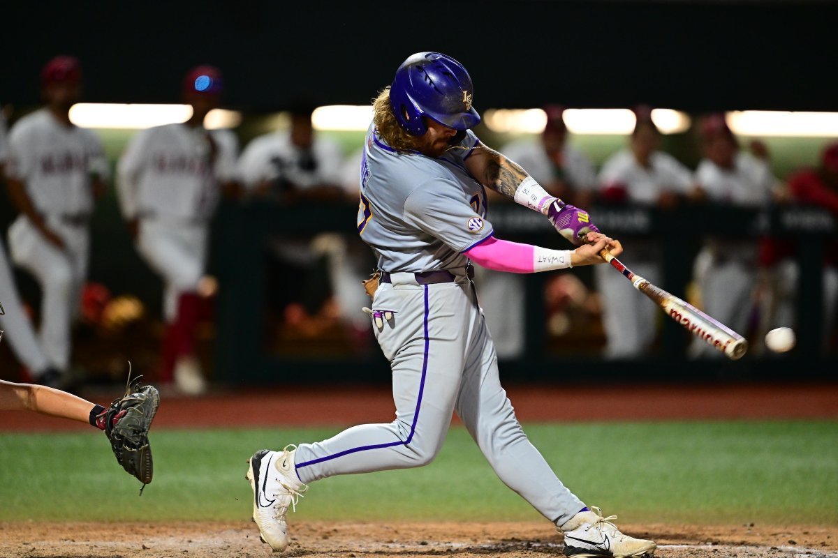 Mid 8 | Monster's HR and Tommy's RBI double add to our lead LSU - 7 BAMA - 3