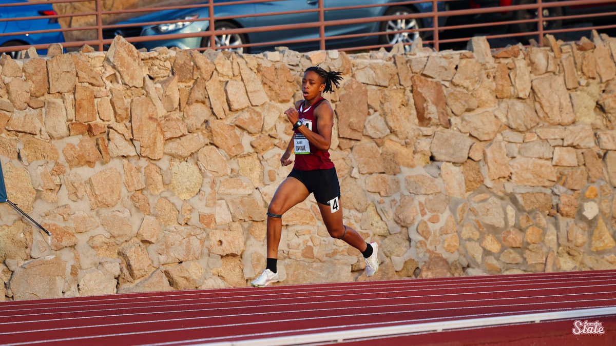 ꜱᴇᴇ ʏᴀ ꜱᴜɴᴅᴀʏ‼️

Jhana Downie takes the top spot in the 400m dash prelims, recording a time of 54.35😤

#AggieUp | #NoLimitsOnUs