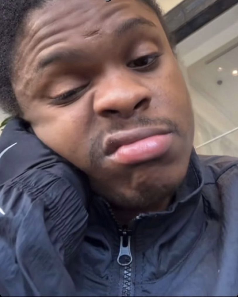 royalepains's tweet image. I just be like ……………..”tf”