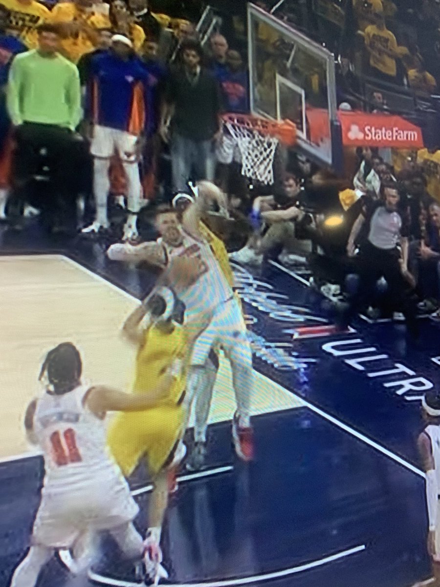 Bob Skea (@skeabob) on Twitter photo Go ahead uncontested layup because Isaiah was mugged. What say ye Mr Carlisle? <a href="/nyknicks/">NEW YORK KNICKS</a> <a href="/Pacers/">Indiana Pacers</a> Go ahead uncontested layup because Isaiah was mugged. What say ye Mr Carlisle? <a href="/nyknicks/">NEW YORK KNICKS</a> <a href="/Pacers/">Indiana Pacers</a>