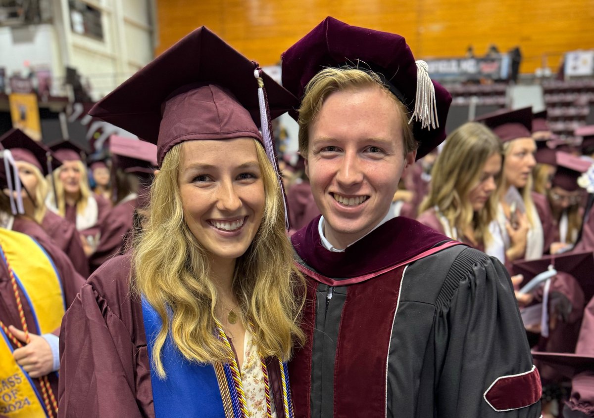 Bradley Cooper tweet media