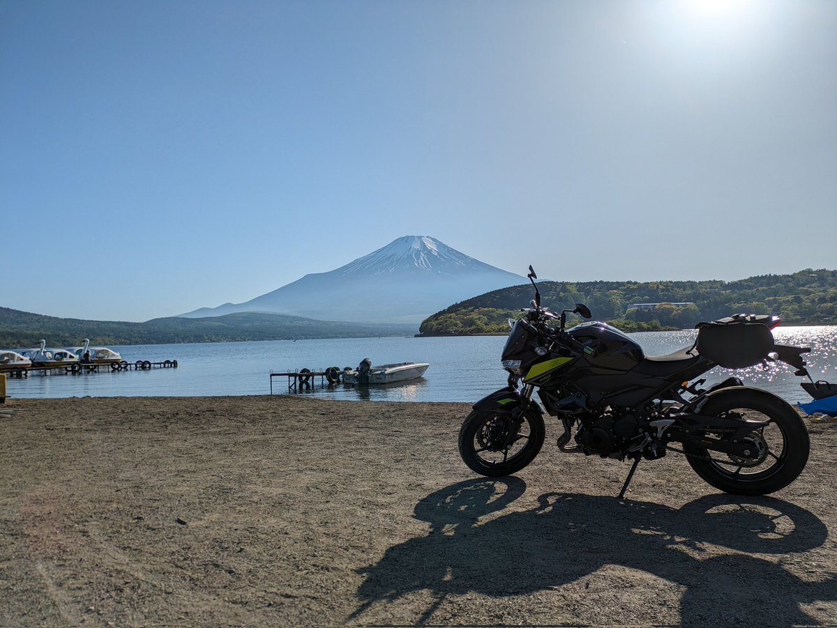 spl_98's tweet photo. いい写真撮れたし、なぜかアジカンのライブ聞けたし満足だぜ https://t.co/TqRLV1yU5L