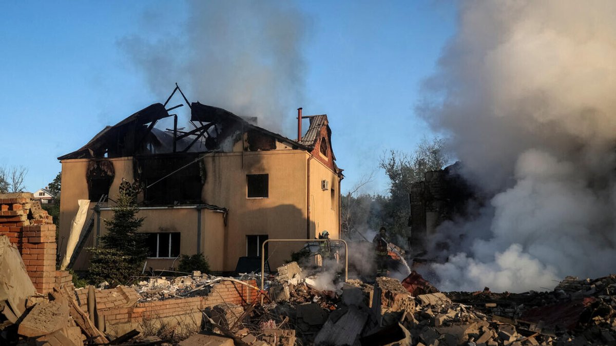 السلطات الأوكرانية تجلي مئات السكان غداة هجوم برّي روسي على منطقة خاركيف ➡️ go.france24.com/6Fu