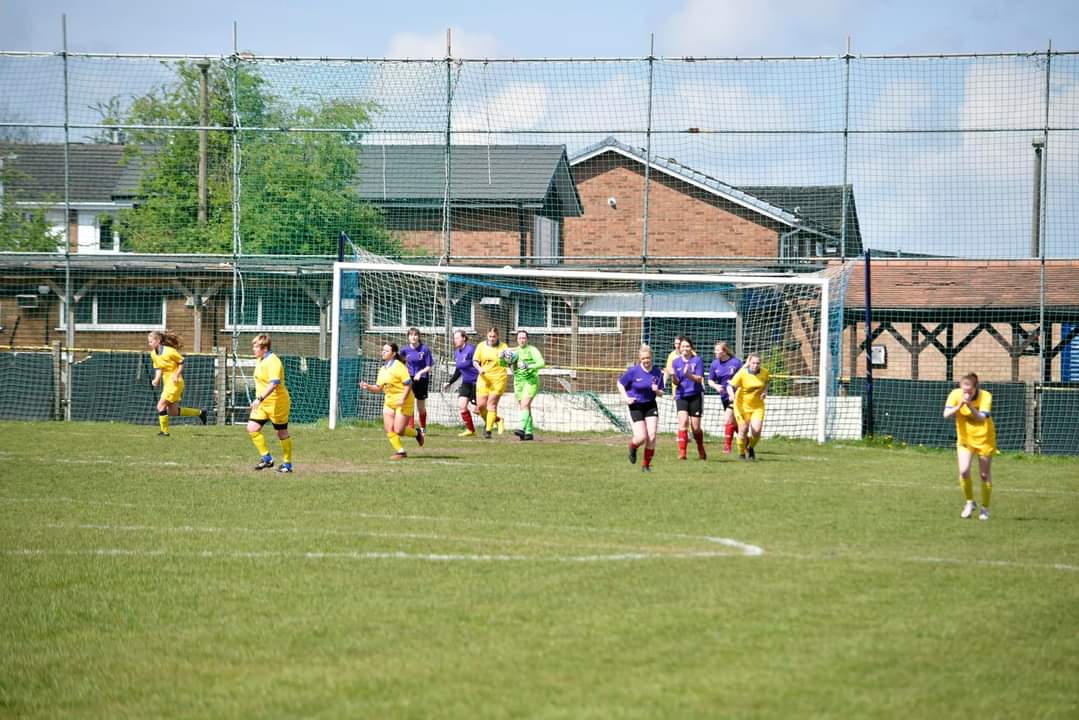 Another milestone in the history of @TiviFCofficial. The first time a ladies team played under the Tividale name. Well done @TiviladiesFC and thank you @Tiptontownwfc for the game ##TiviFamily💛💙