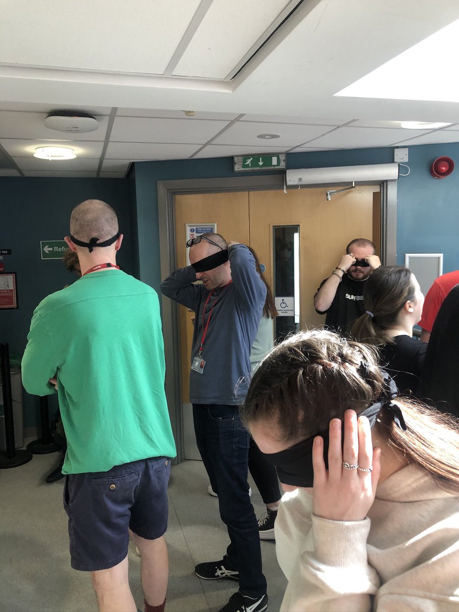 DMUPerfArts's tweet image. More from our 3rd yrs Artists in Residence responses. Karaoke, blind folds and wilderness