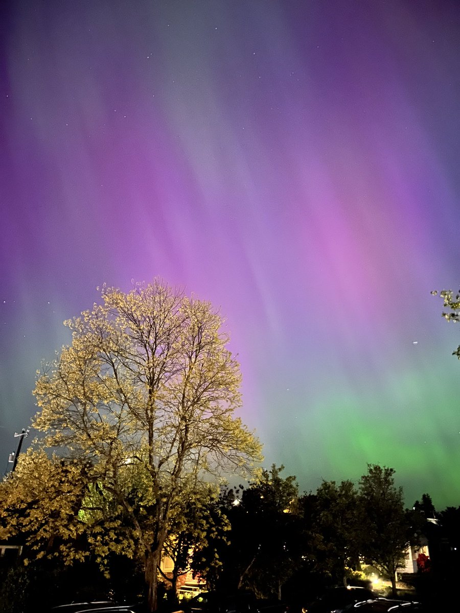 Can’t miss out on the excitement. Aurora borealis bringing color to my life! #NorthernLights
