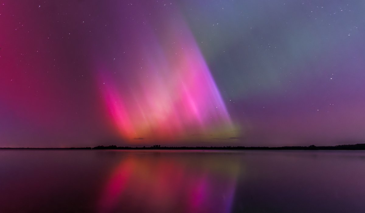 Lough Ennell taken from <a href="/BloomfieldHotel/">Bloomfield House Hotel, Leisure Club & Spa</a> around 1am ... an amazing  aurora borealis display last night