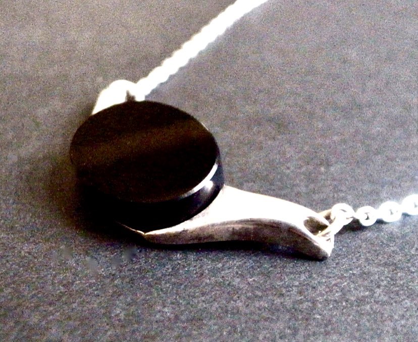 Astri Hilde for A. Holthe, black onyx mounted silver pendant on chain, #Norway, circa 1975 . #jewellery #preownedjewellery #preowned #vintage #vintagejewellery #scandinavianjewellery #scandinaviandesign #norwegiandesign