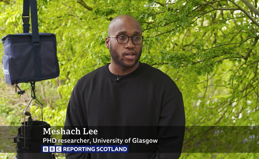 Great to see team member @MeshachLee17 talking about his research on mosquitos around Glasgow on BBC Scotland Evening News last night. In the UK, you can watch on the iplayer from the 16th minute here: bbc.co.uk/iplayer/episod… @UofG_SBOHVM @uofgjmsphd @VectorsGlasgow