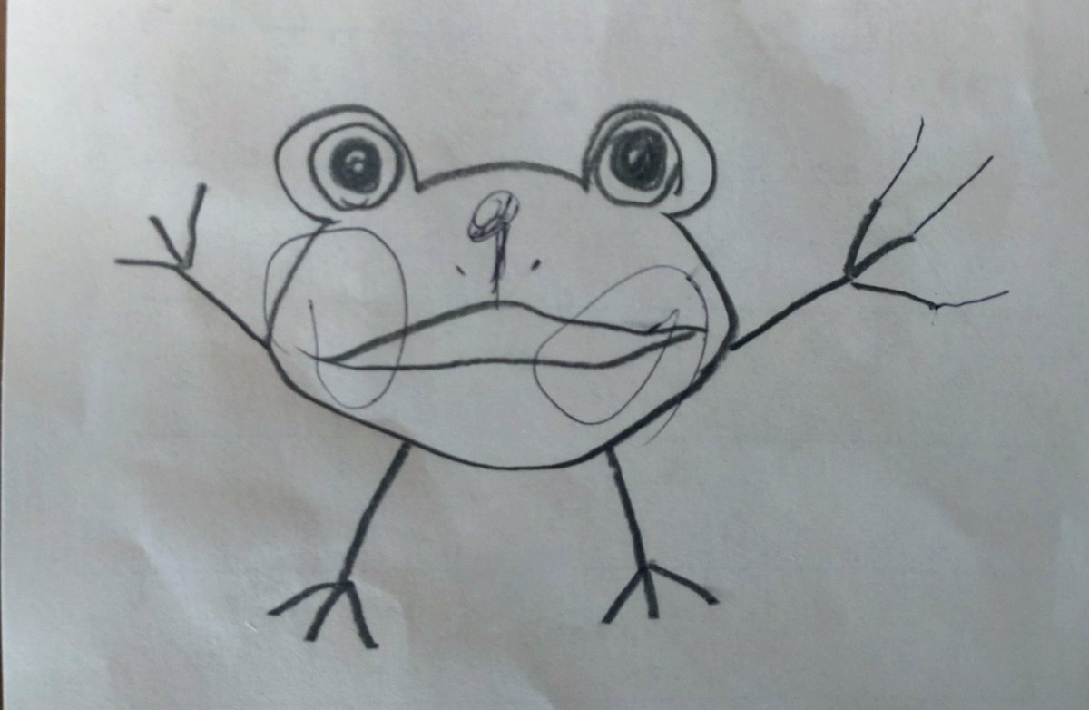 私が顔を描き、夫が手足を描き足し、娘がほっぺとかを描き足した頭足類カエルです。
元々は、娘の宿題のお手本として描きました。