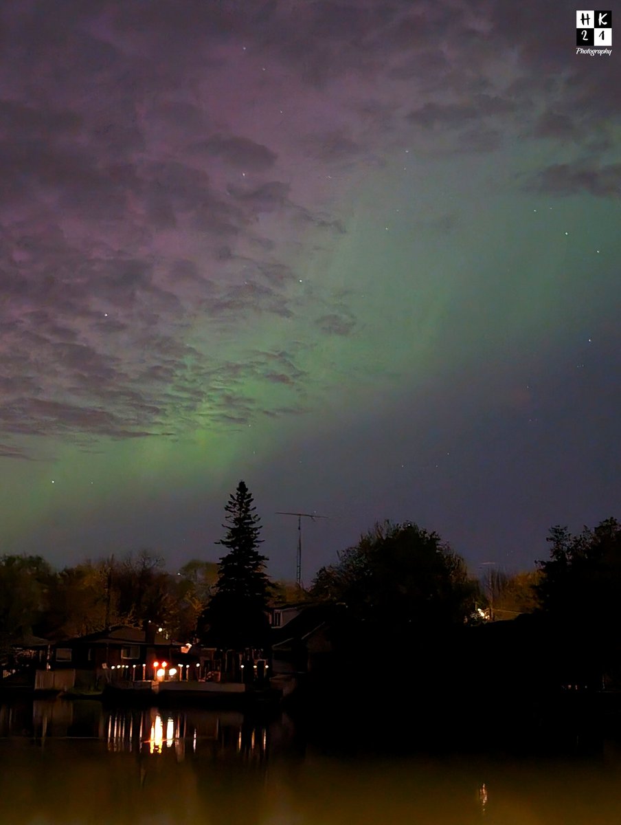 Northern Lights in Toronto, Lake Scugog, Oshawa. 

#NorthernLights #Toronto #latenight #longdrive #Auroraborealis #aurora