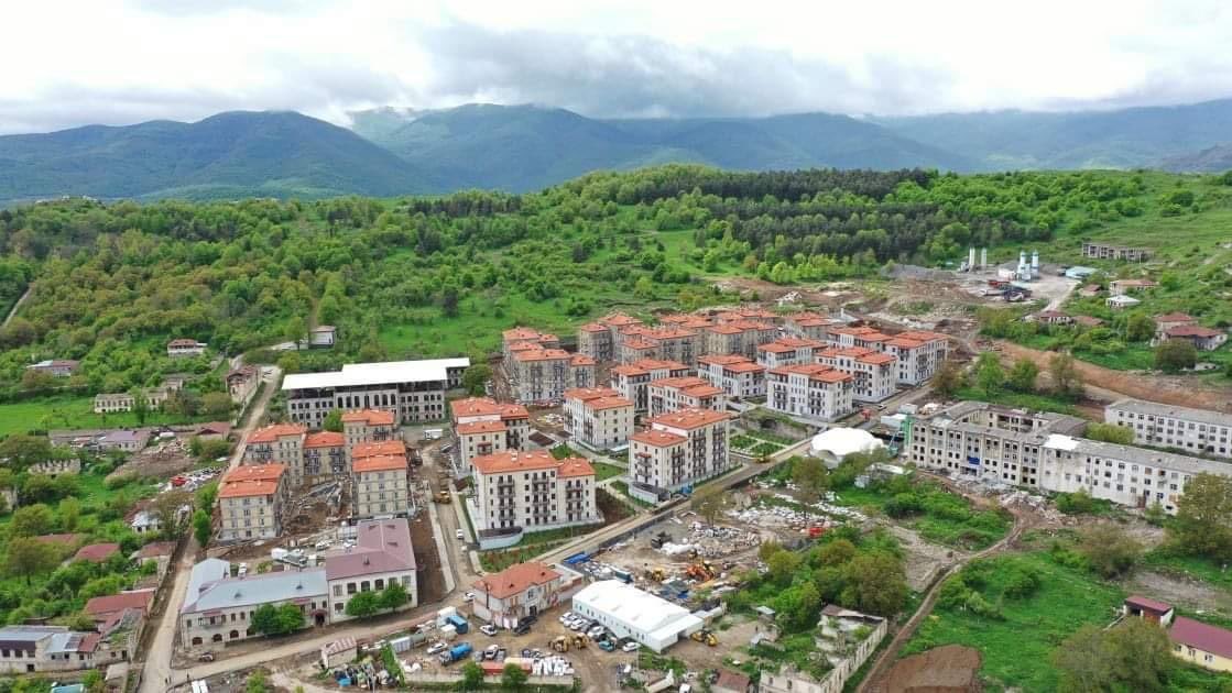 Shusha - the pearl of the #Karabakh region of #Azerbaijan welcomed its first residents.20 families resettled in the 1st residential complex. New breath has come to #Shusha! Azerbaijan has been restoring all liberated areas which were under Armenian occupation for almost 30 years!
