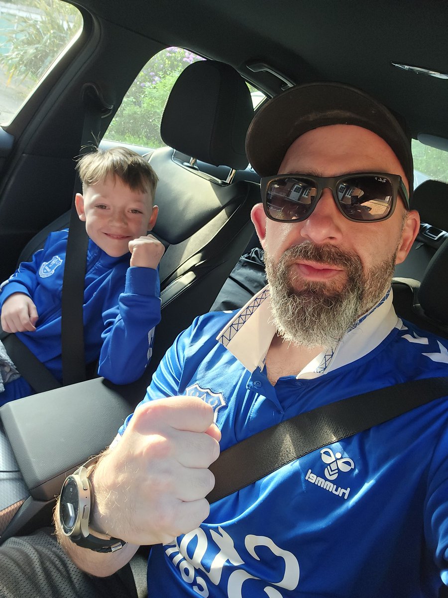 HanifK's tweet image. Come on come on, get down to stress free goodison park, woooooo

550mile round trip, let's go!

Any blues on insta give my son and I a follow @Dad.And.Lad.Adventures 

instagram.com/dad.and.lad.ad…

#UpTheStressFreeToffees