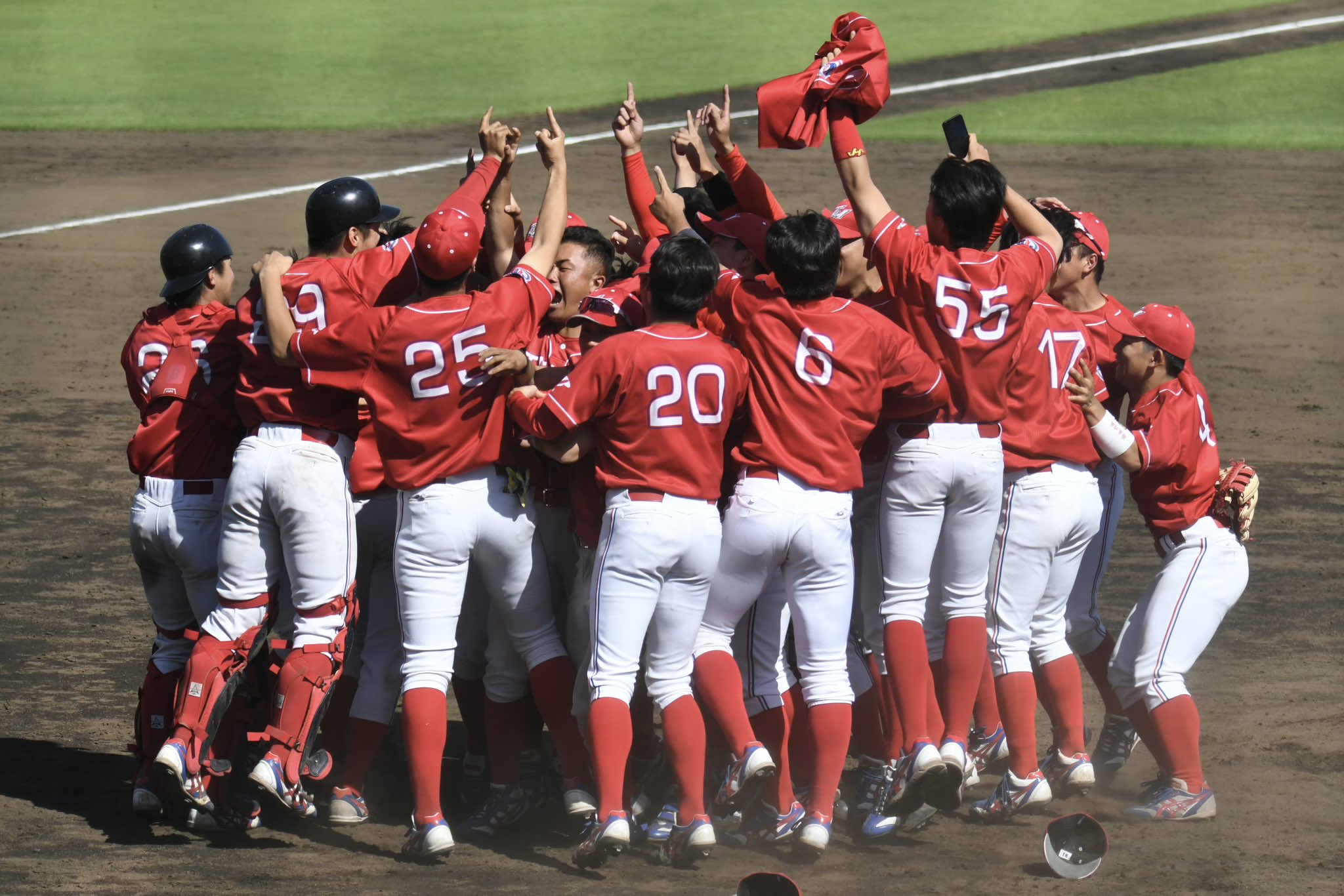 値下げ★帝京高校野球部公式ジャンパー 帝京・金田優哉監督、コールド負けに沈痛「こういう敗戦が続いて