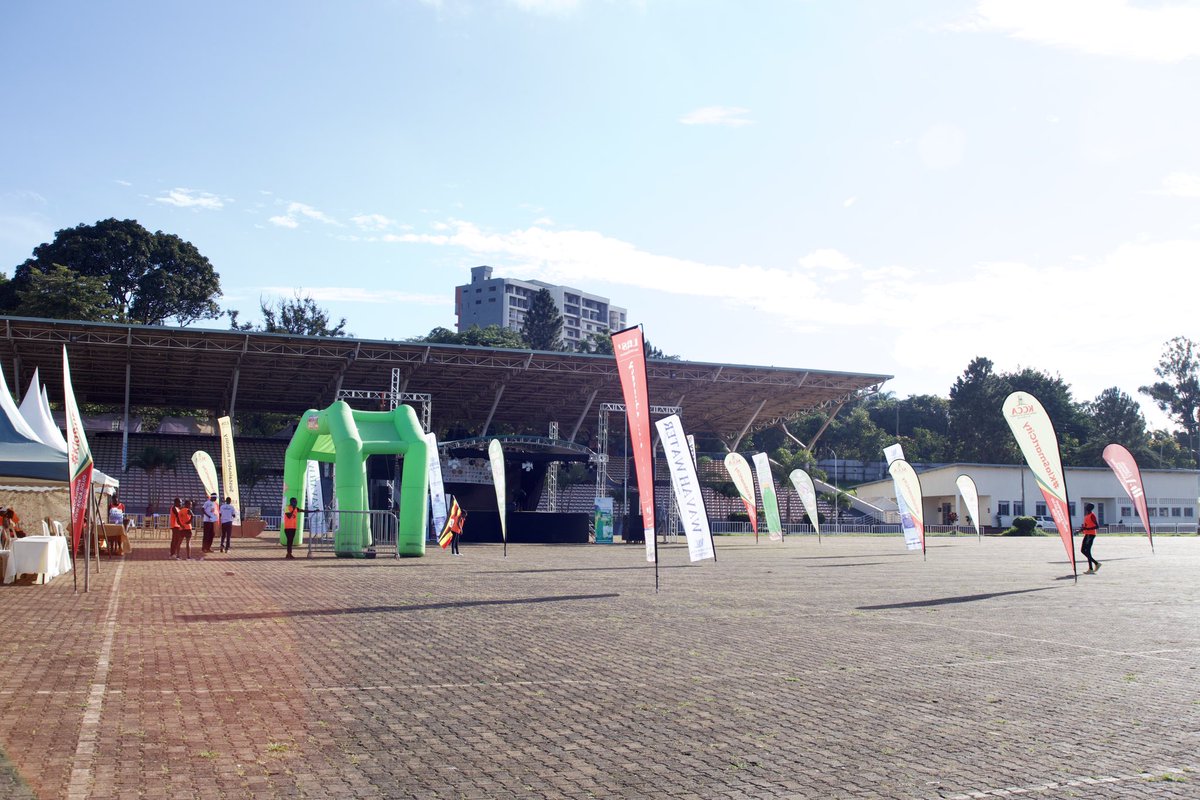 The Road Safety Marathon 2024 with participants in 5km, 10km & 21km races.
Starting Point - Kololo Independence Grounds.

#SaferTogether #RunForCrushVictims