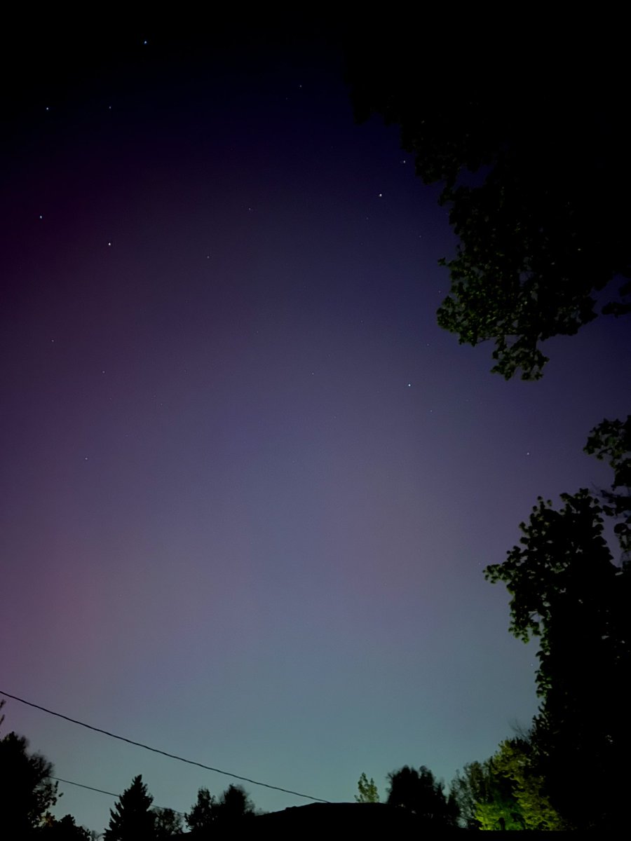 Aurora Borealis from my house in Denver, Colorado! 💫✨ #Auroraborealis #Denver