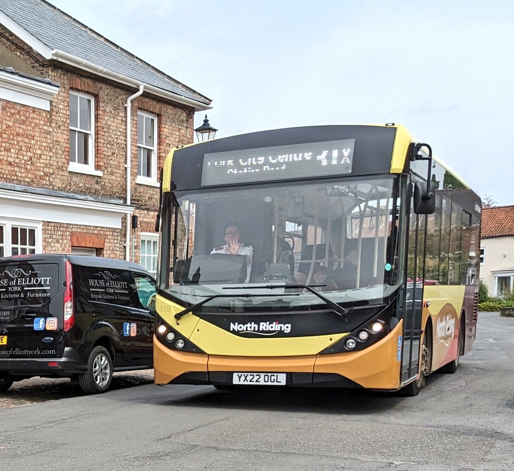 Jamie Kerslake (@thisisjkerslake) on Twitter photo Nipped into the local market yesterday and happened to spot an <a href="/EYBuses/">East Yorkshire</a> 31X! I haven't managed to take a trip with EY since they started helping out on this route, but it's on my hit list soon! Thanks to the driver for hummoring me and slowing for the photo too 📷🚌 Nipped into the local market yesterday and happened to spot an <a href="/EYBuses/">East Yorkshire</a> 31X! I haven't managed to take a trip with EY since they started helping out on this route, but it's on my hit list soon! Thanks to the driver for hummoring me and slowing for the photo too 📷🚌