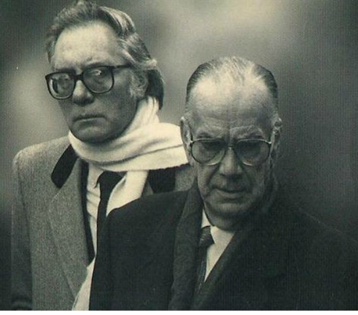 Camilo José Cela y Francisco Umbral, nacidos un día como hoy de 1916 y 1932 respectivamente.