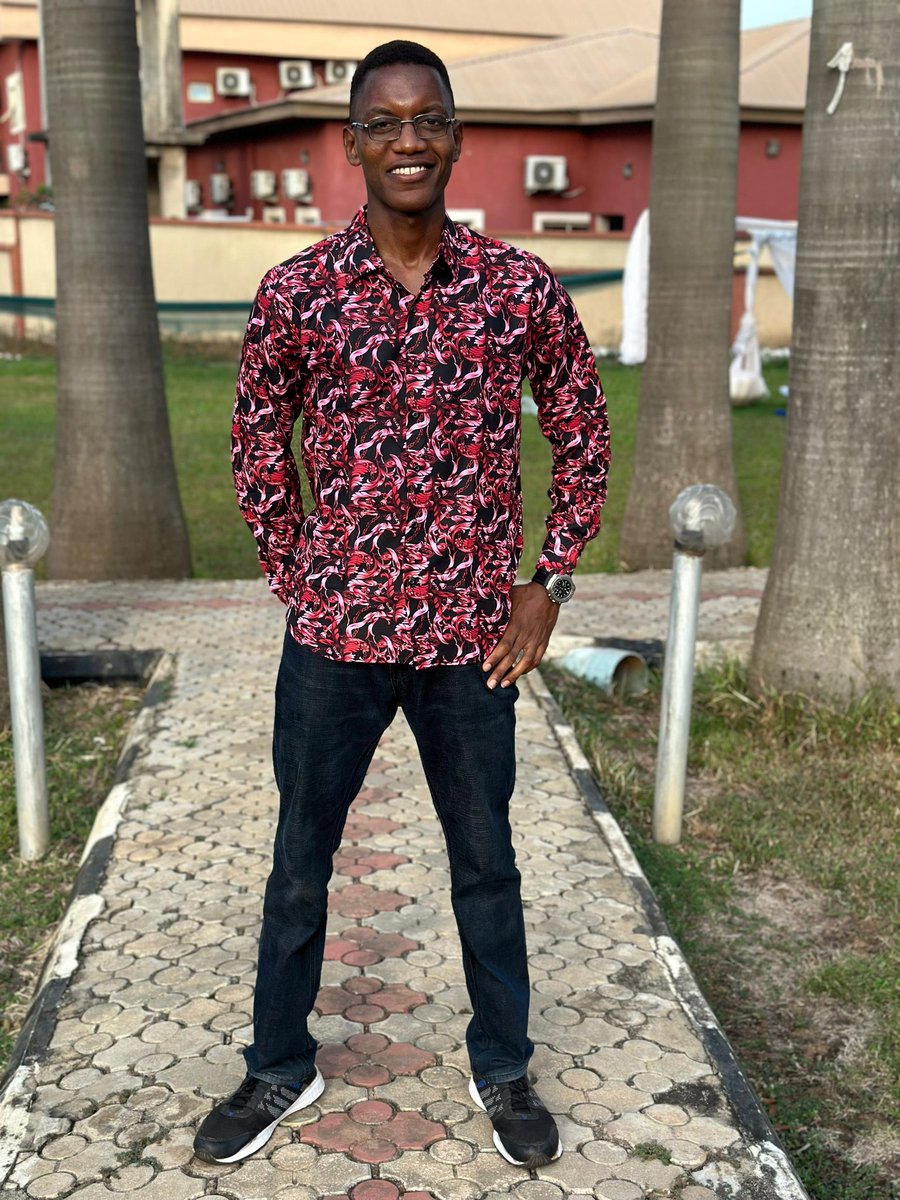 Ebuka; our most talented for a reason. During school hours, adorning his glasses and a stern face, he's your typical med student, but leave him with a microphone and he could be anything from an MC to a composer of acoustic melodies. Meet Dr Scarra, our welfare and hype pointman.