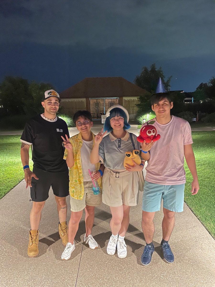 Metro Ink meetup at Low Tide City!   <a href="/Piko10e/">.piko! ♪</a> <a href="/daikonradis/">radish 🍅🥬 side dishes</a> <a href="/badawaves/">bada alt 🦐</a> <a href="/Pow_NY/">Power</a>