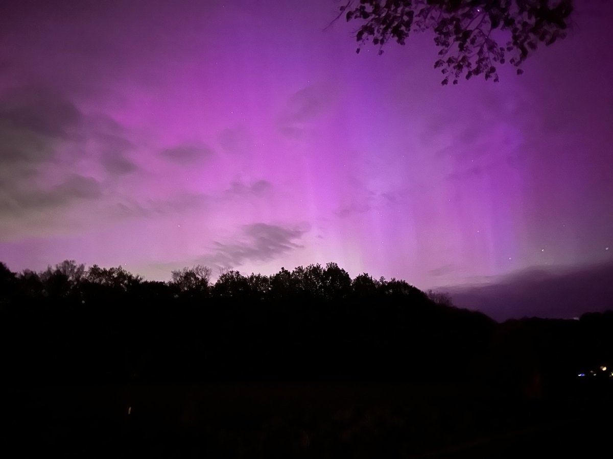 Purples, pinks, I’m just so in awe 😍

📍Schenectady, NY #aurora