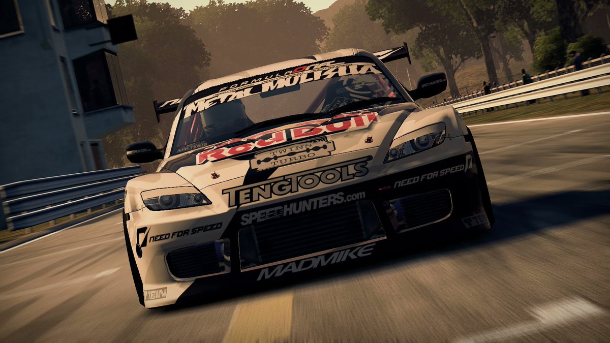 KevinAbillGamer's tweet photo. @Roa_Ezaki Shift 2 Unleashedゲームから思い出す。FCのRX-7を運転してるけど、RX-8も入り込まれる。
#Shift2Unleashed #MadMikeWhiddett #マッド・マイク https://t.co/2bQ8sS0BAC