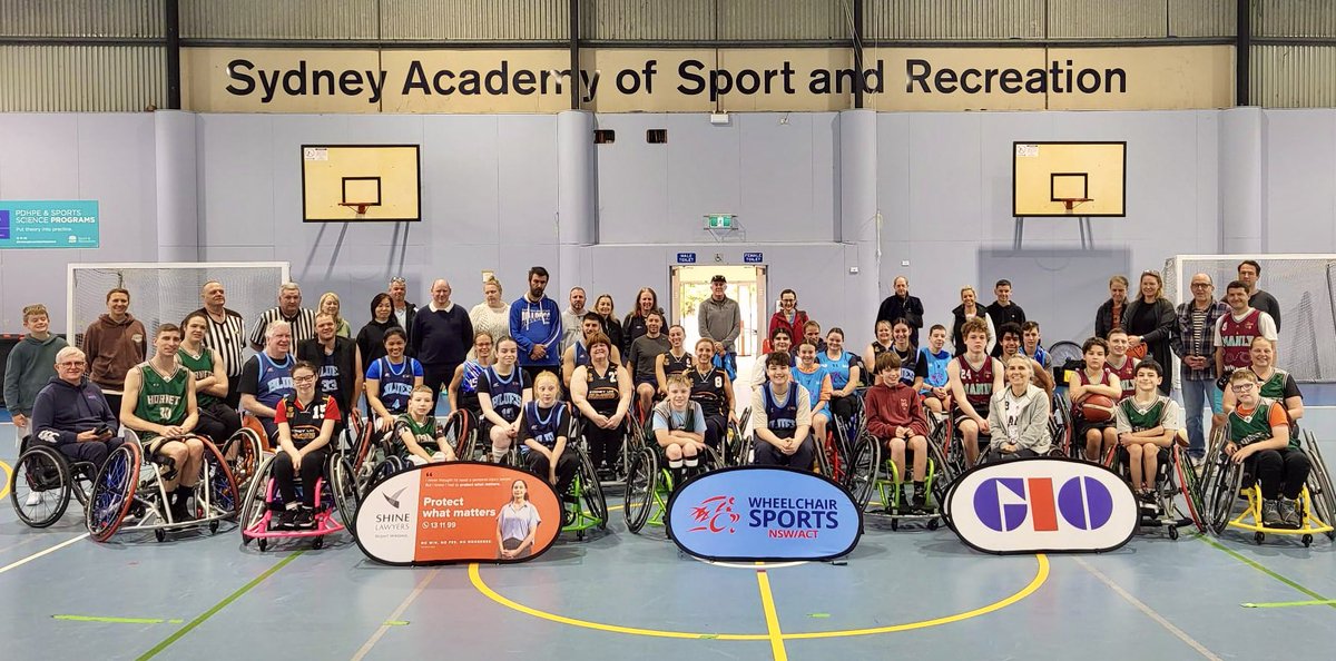 Mick Garnett tweet media