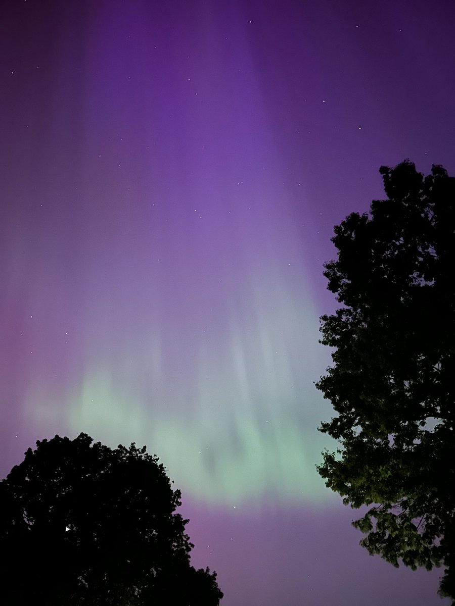 The northern lights above my house tonight near Cleveland! #aurora