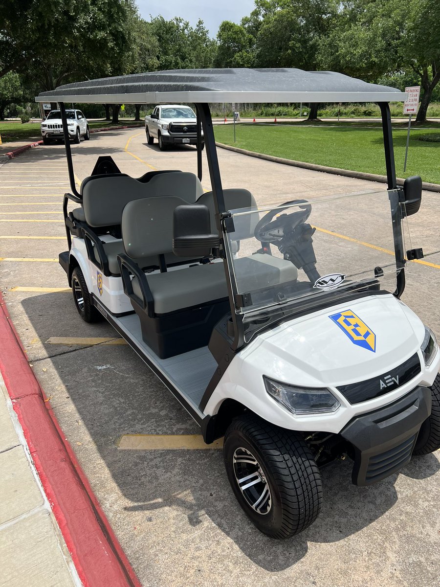 Thanks to our amazing @Elkins_PTO for gifting our campus with this awesome golf cart.  Safety and security are our top priority, and this will help campus leaders tremendously.  We appreciate the support from our Noble Knight community. 💙🏰💛 #ittakesavillage
