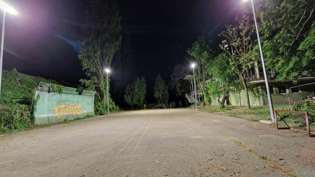 LemonMIC's tweet image. Completed another stadium project in Croatia
Install our D-2 series floodlight 400w