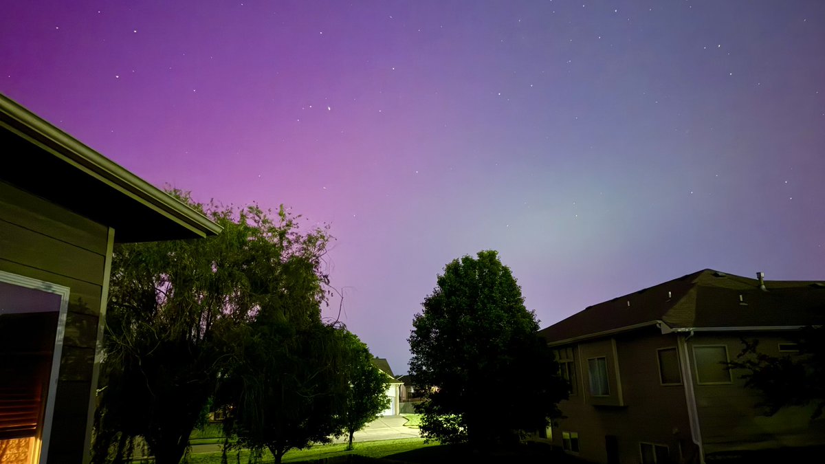 The Northern Lights from our backyard! I snapped this in northeast Wichita. So cool. #Auroraborealis #northernlights