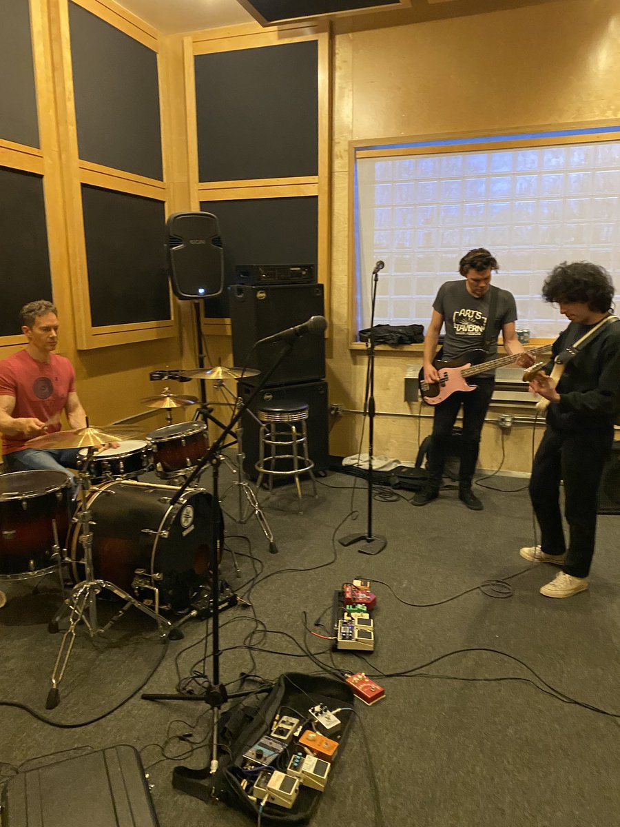 StarbenderMusic's tweet photo. Getting ready to play our show at the @cubbybear on Thurs May 23rd along with @anteeter_, Guerrilla Troop, &amp; No Better Today!

Purchase tickets here: https://t.co/E9pp5d1LzO…

Facebook Event Page: https://t.co/DIBD7PhHht 

#ChicagoLocalMusic #ChicagoMusicScene #AlternativeRock https://t.co/wcuCykKV2c