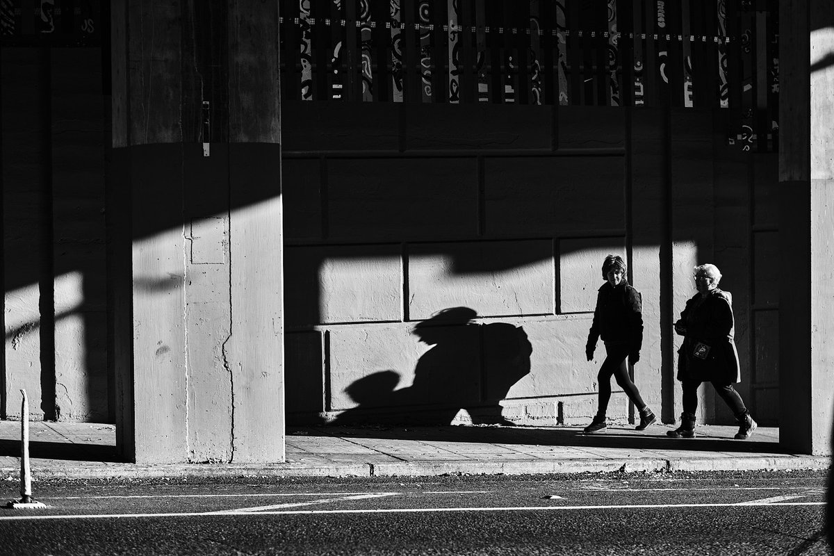 #Seattle #streetphotography #fujifilm_xseries #streetstyle #Seattlephotographer #seattlelife  #seattlestreetphotography #street_macadam #people #streetlife #blackandwhite #seattlestreetphotographer #streetphotographers #vivianmaier #fashion #shadowsandlight