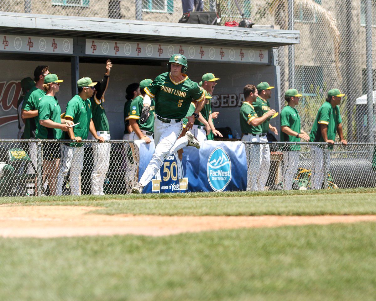 With 43 runs in one day, @PLNUSeaLions take two from @cuigoldeneagles and take the PacWest tournament title as well.